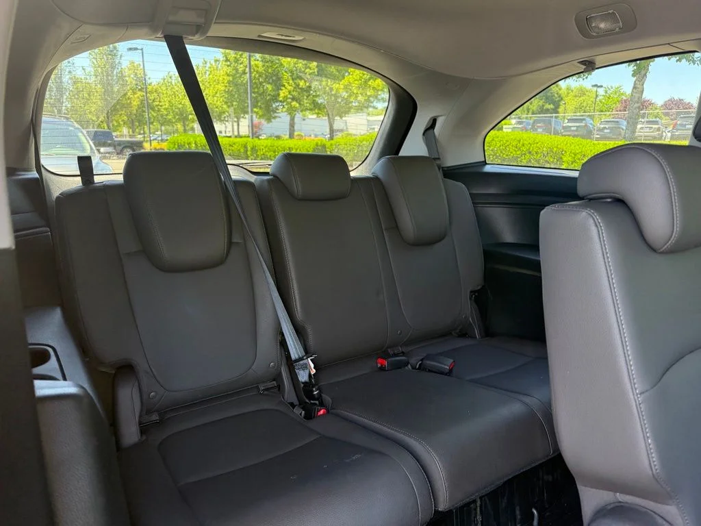 Used 2019 Pacific Pewter Metallic Honda EX-L image 23