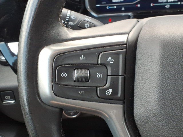 Certified Used 2025 Summit White Chevrolet LT DRW image 19