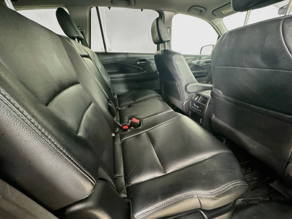 Certified Used 2019 Gray Honda EX-L image 38