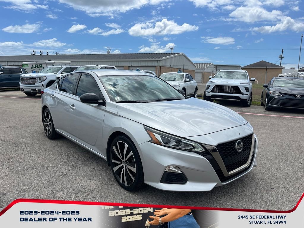 Used 2020 Nissan Altima SR with VIN 1N4BL4CV1LC275190 for sale in Stuart, FL