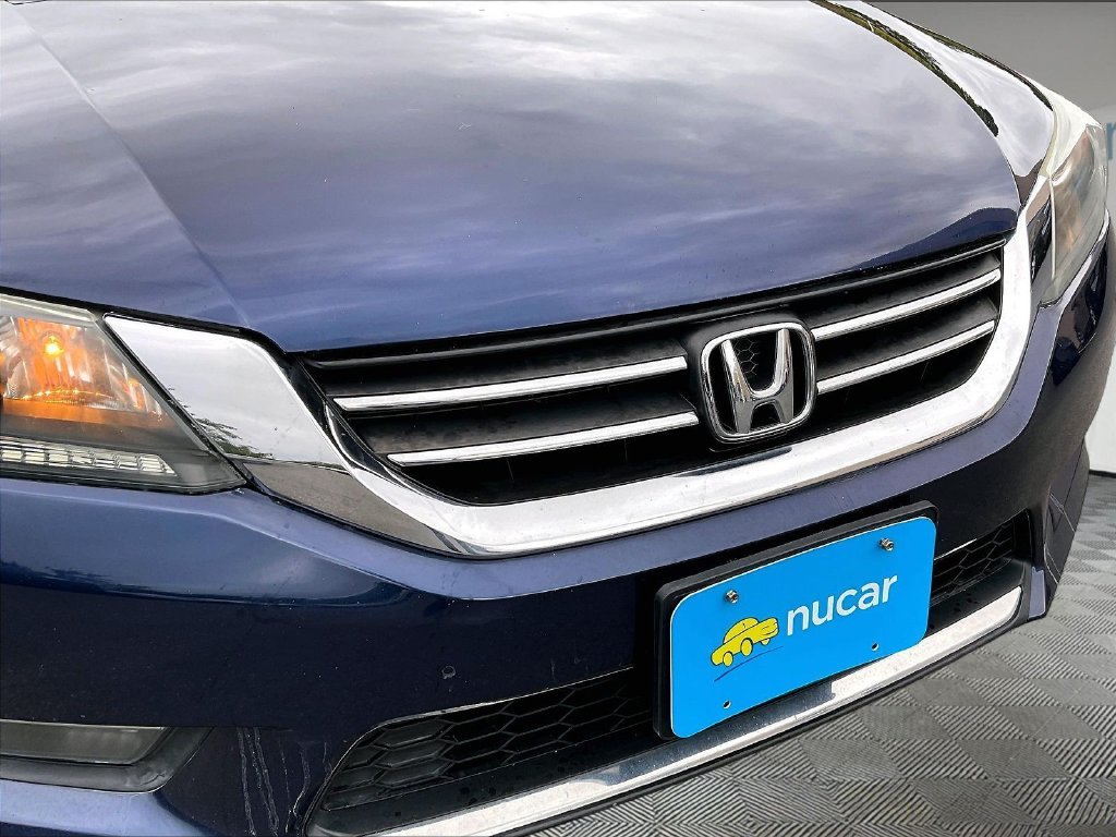 Used 2015 Blue Honda EX image 31