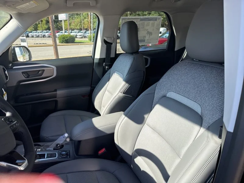 New 2025 Shadow Black Ford Badlands® image 21