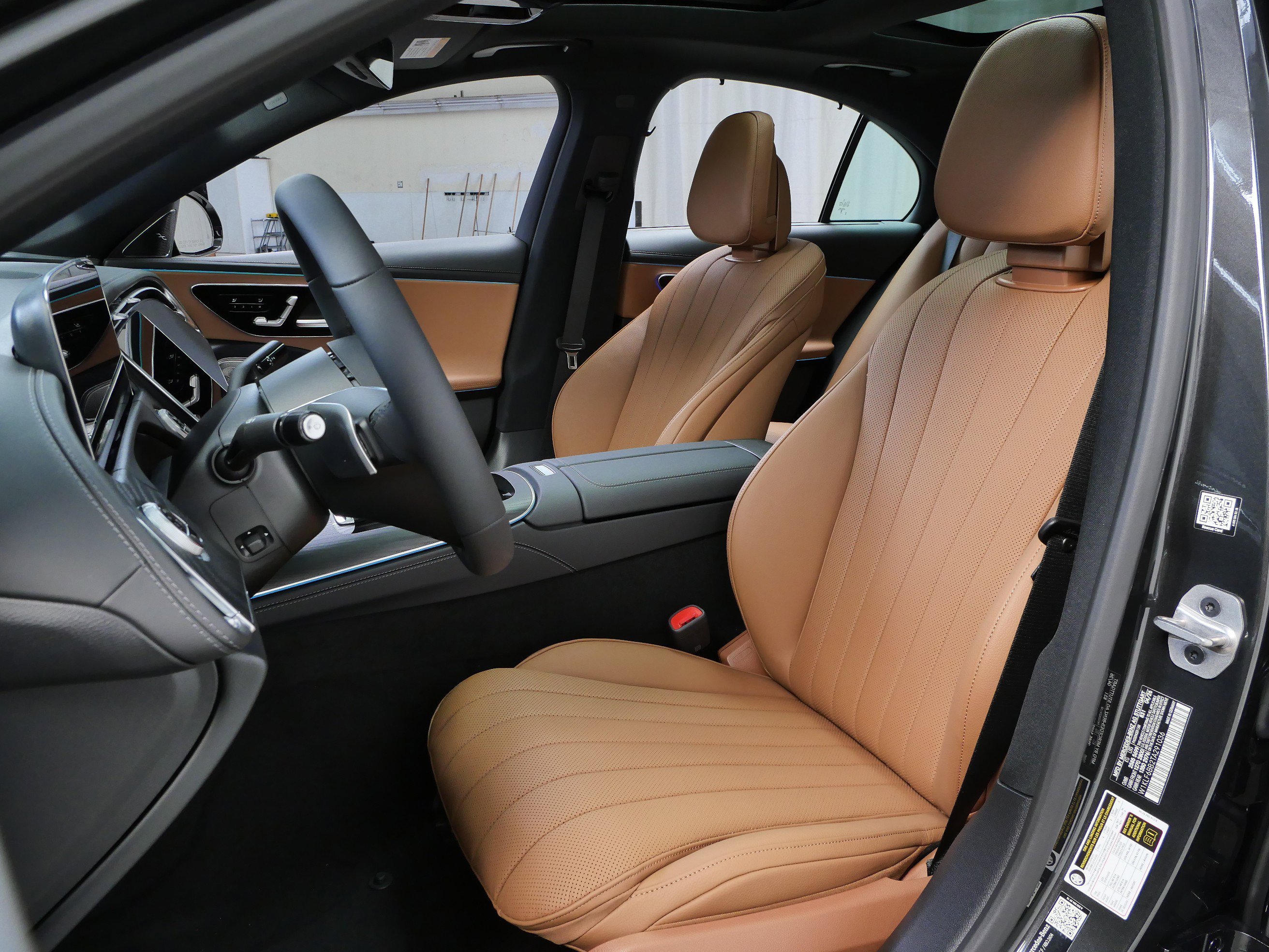 New 2026 Graphite Grey Metallic Mercedes-Benz E 450 image 2