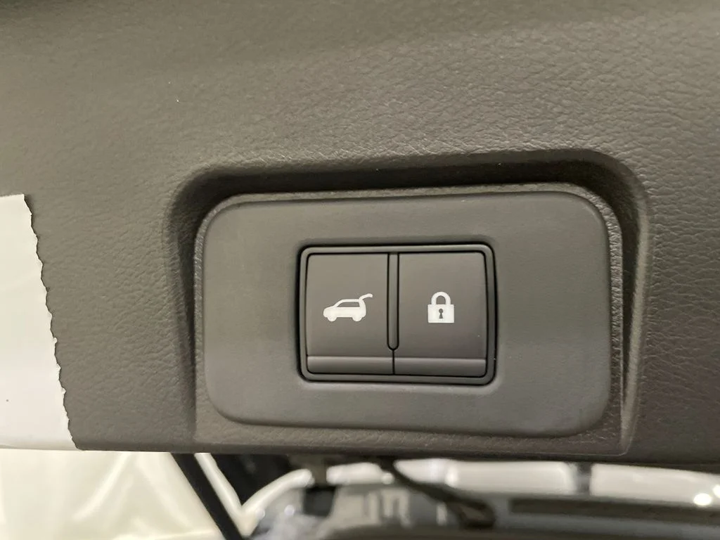 New 2026 Boulder Gray Pearl Nissan SV image 8