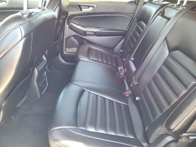 Used 2022 Silver Ford SEL image 12