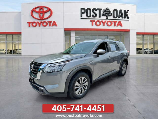 2025 Nissan Pathfinder SV - Photo 3