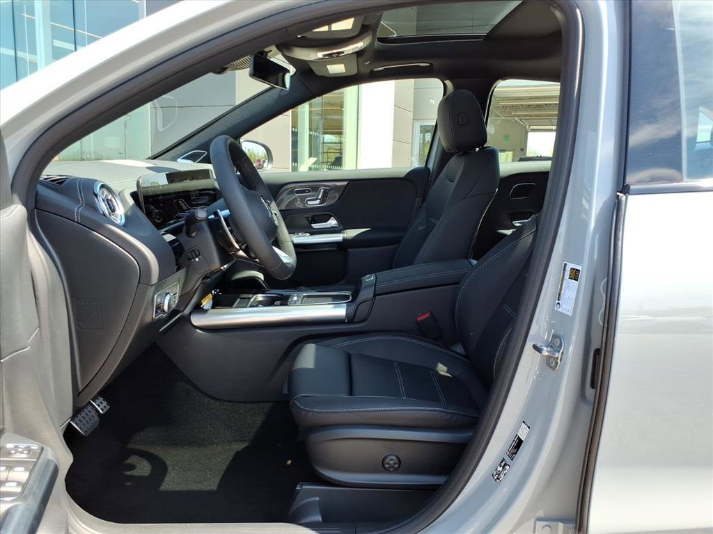 New 2026 MANUFAKTUR Alpine Grey Mercedes-Benz AMG® GLA 35 4MATIC® SUV image 31