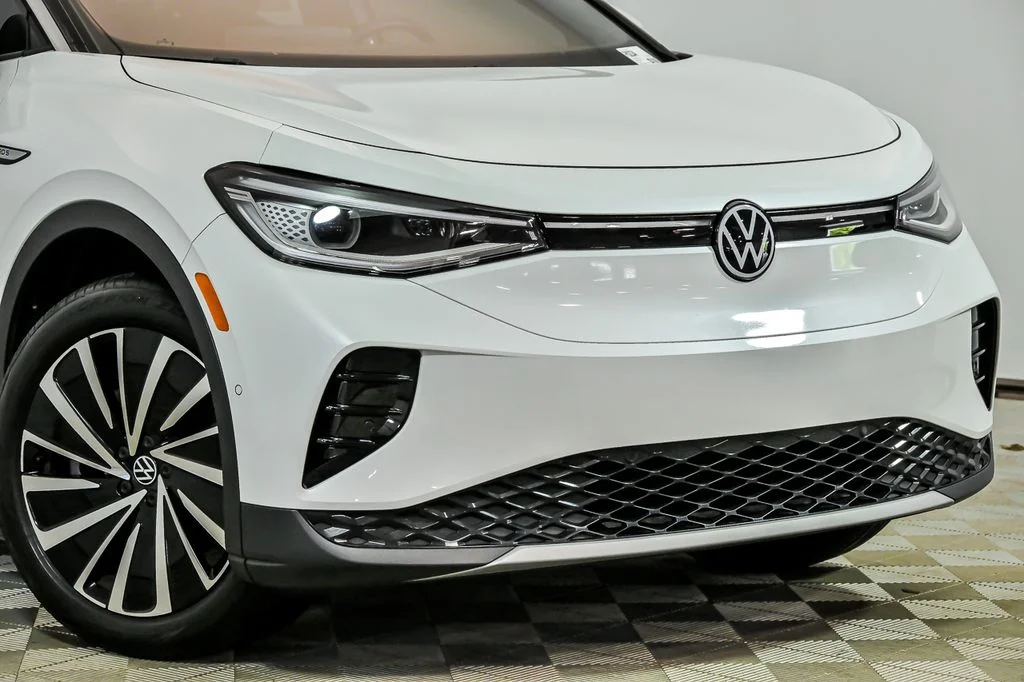 Certified 2023 Volkswagen ID.4 PRO S PLUS with VIN 1V2JNPE83PC047477 for sale in St. Charles, IL