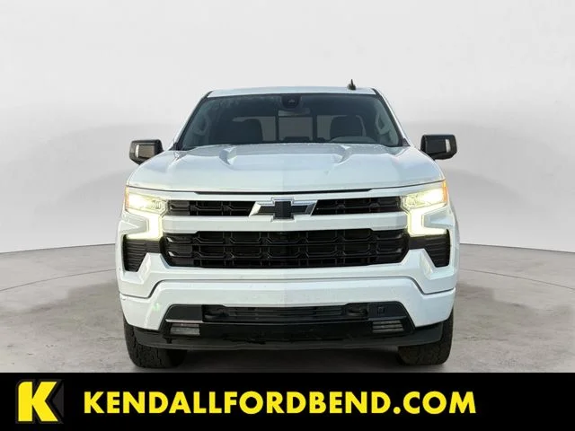 Used 2022 White Chevrolet RST image 8