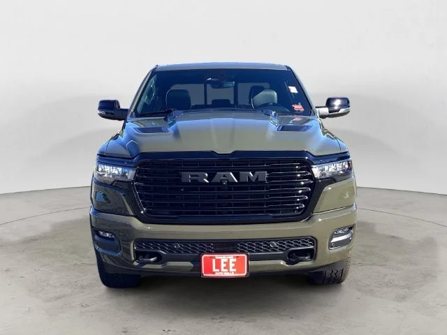 New 2027 Tank Ram LARAMIE CREW CAB 4X4 5