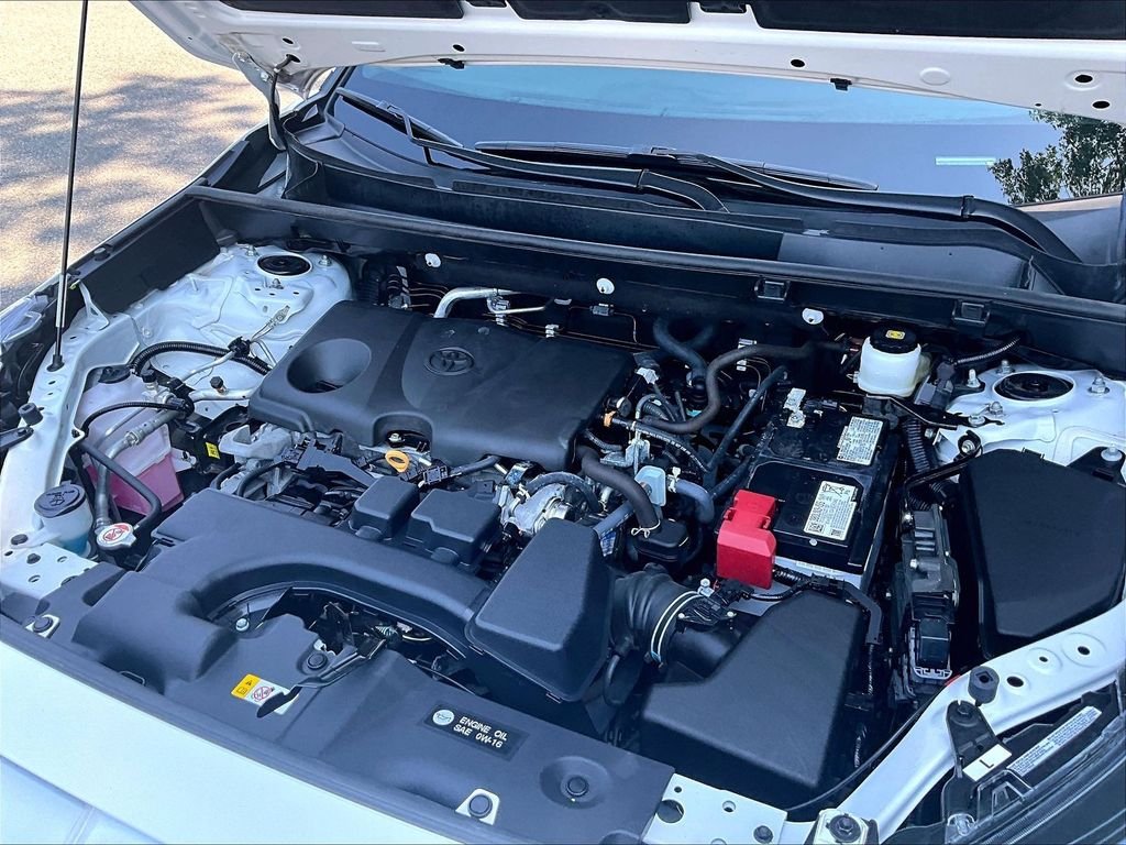 Used 2025 White Toyota XLE image 35