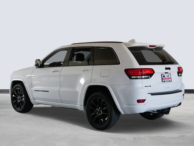 Certified Used 2021 Bright White Clearcoat Jeep Laredo X image 3