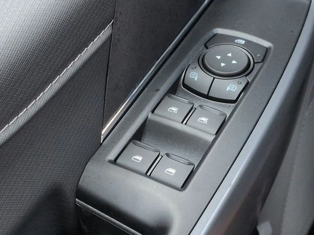 New 2026 Agate Black Metallic Ford XLT image 23