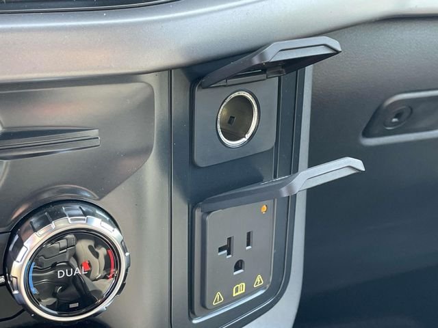 2025 Ford F-150 XLT - Photo 28