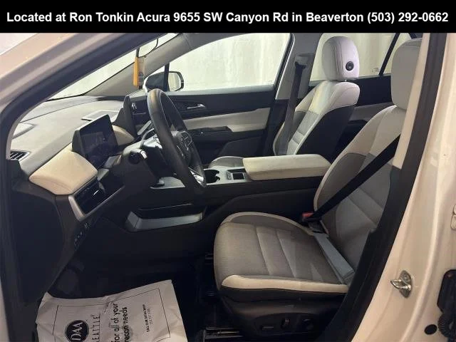 Used 2024 Snowfall Pearl Honda EX image 6