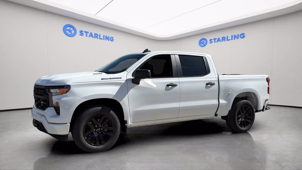 Used 2024 Summit White Chevrolet Custom image 3
