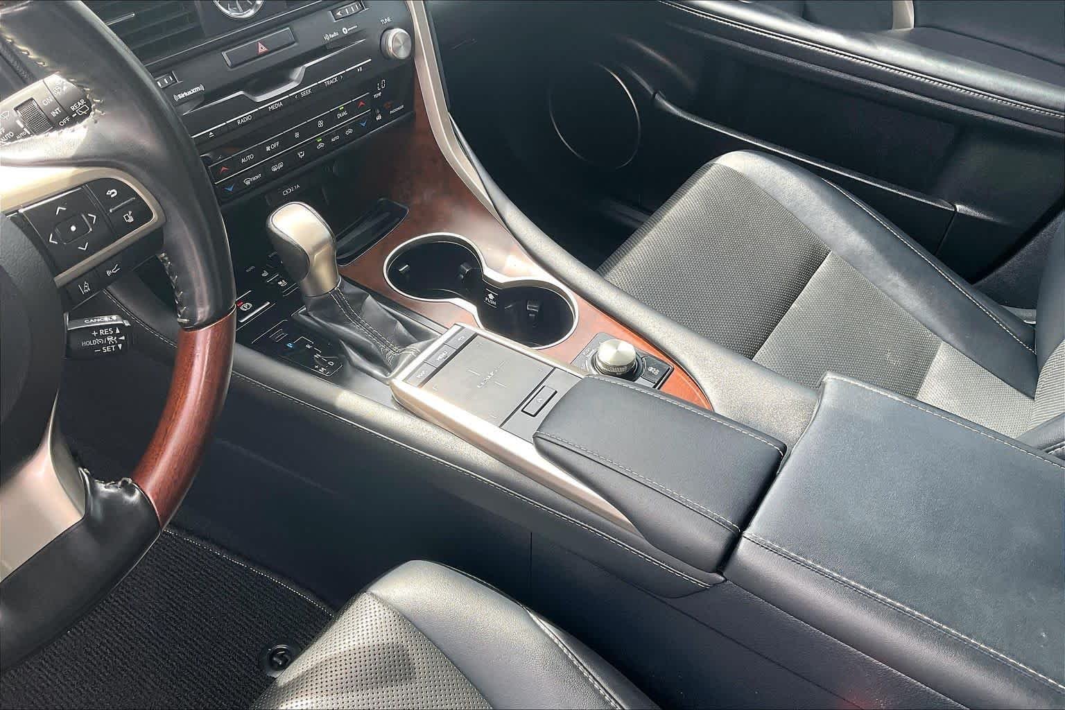 Used 2020 Eminent White Pearl Lexus  image 15