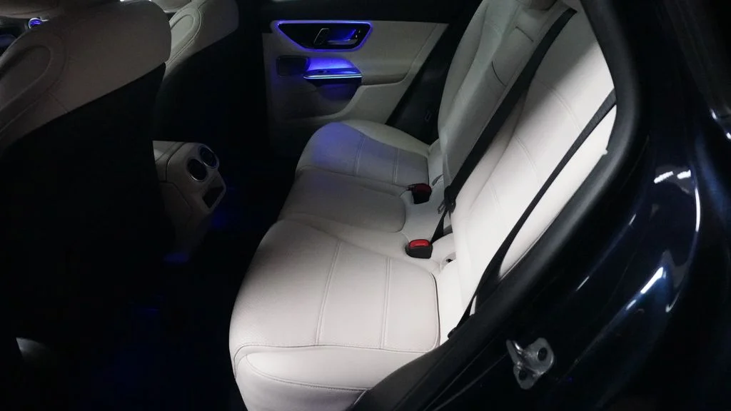 Certified Used 2023 Blue Mercedes-Benz GLC 300 image 28