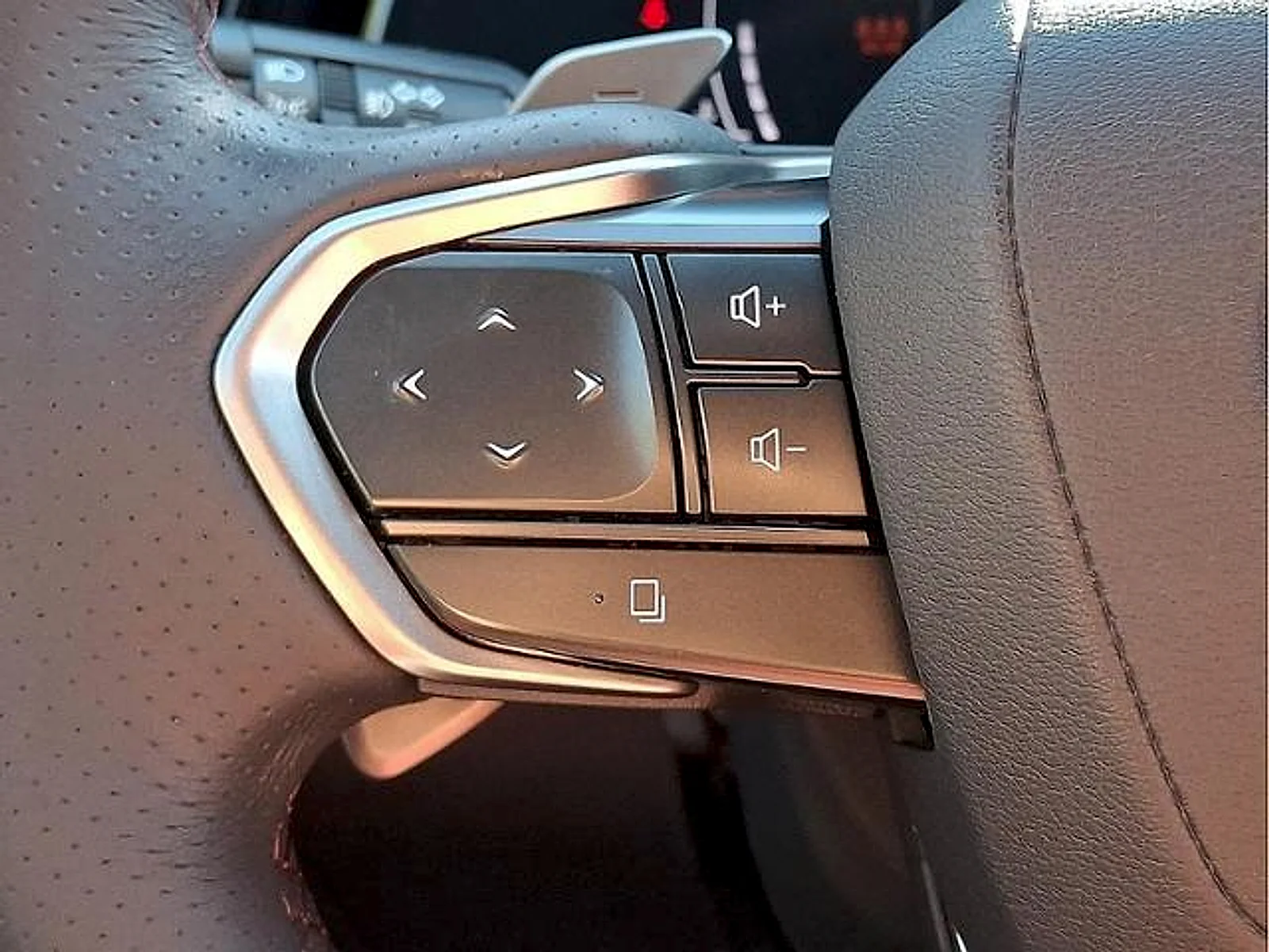Certified Used 2023 Silver Lexus Handling F SPORT image 23