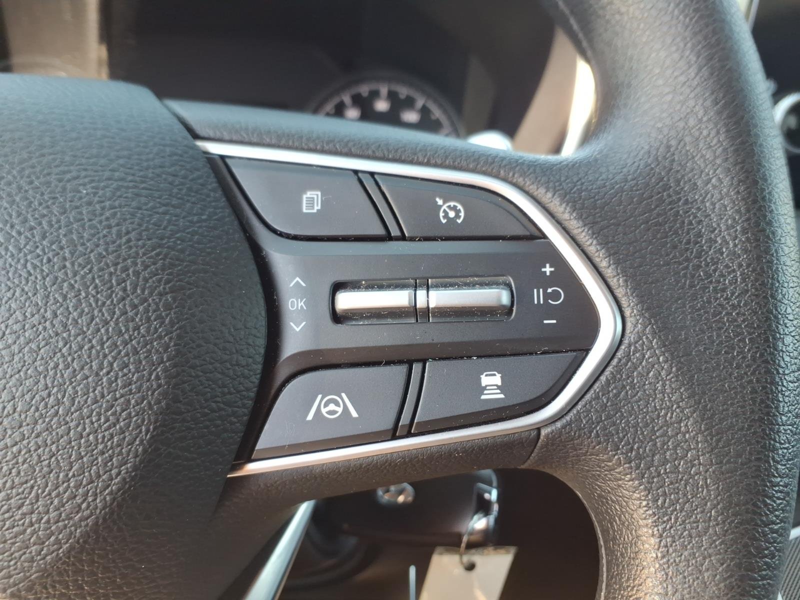 2023 Hyundai Santa Fe SE - Photo 29