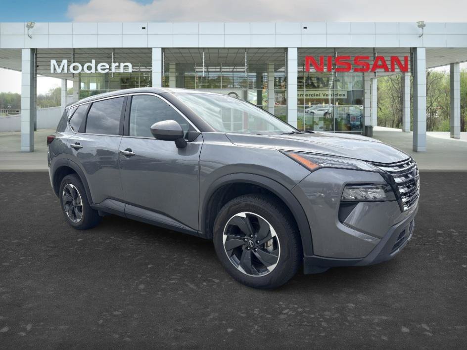 Used 2025 Gun Metallic Nissan SV image 2