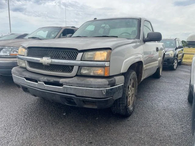 2005 Chevrolet Silverado 1500 LS