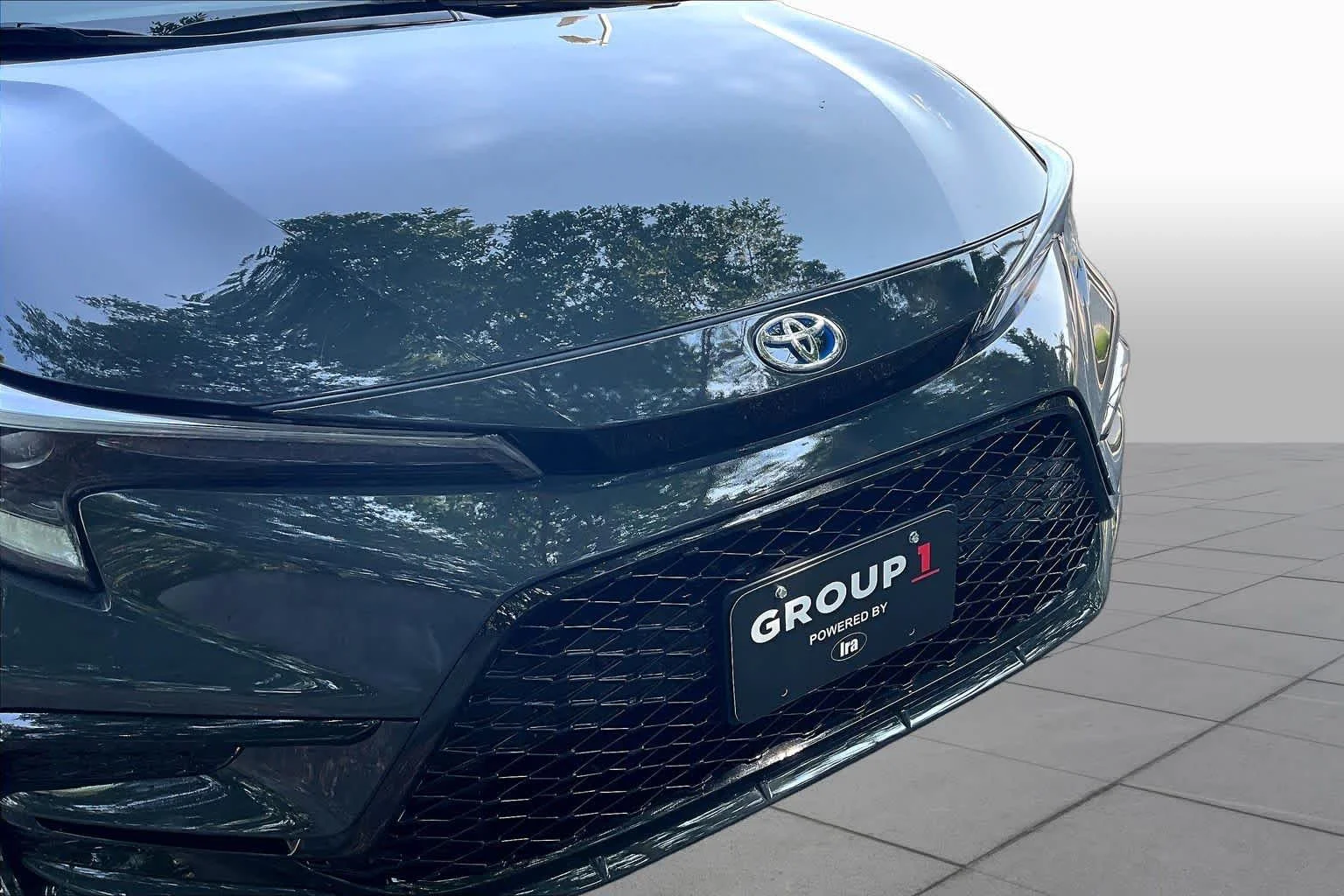 Used 2025 Underground Toyota Hybrid SE image 28