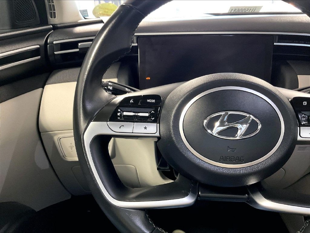 Used 2024 Black Hyundai SEL image 23