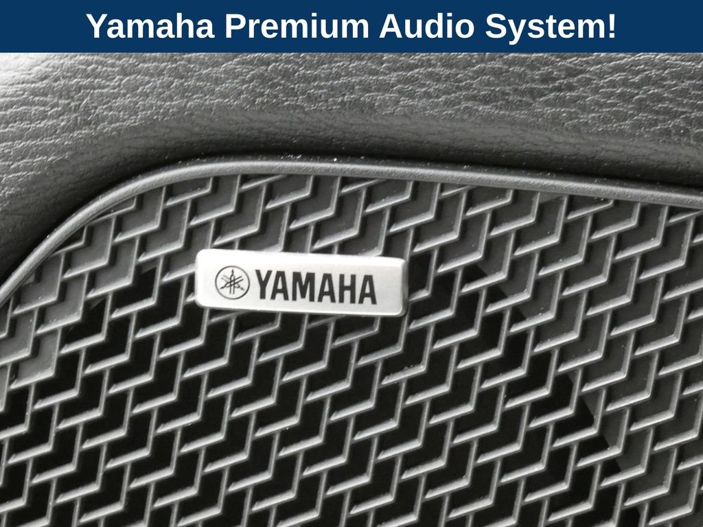 Used 2025 Silver Mitsubishi SE image 36