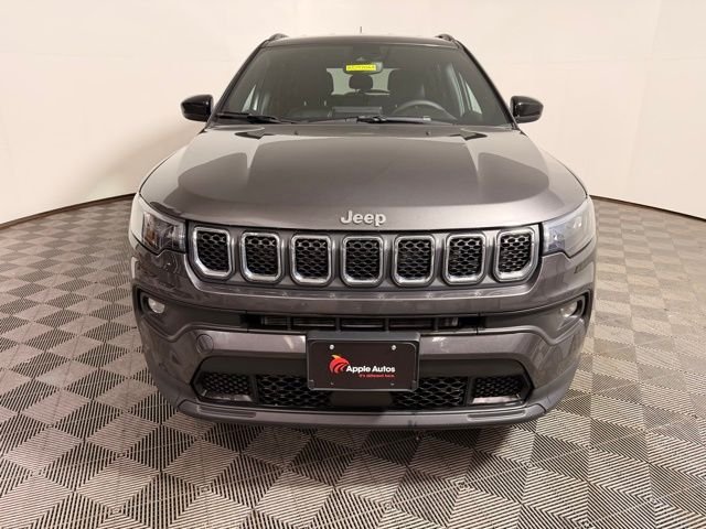 Used 2023 Jeep Compass Latitude Lux with VIN 3C4NJDFN6PT509567 for sale in Shakopee, Minnesota