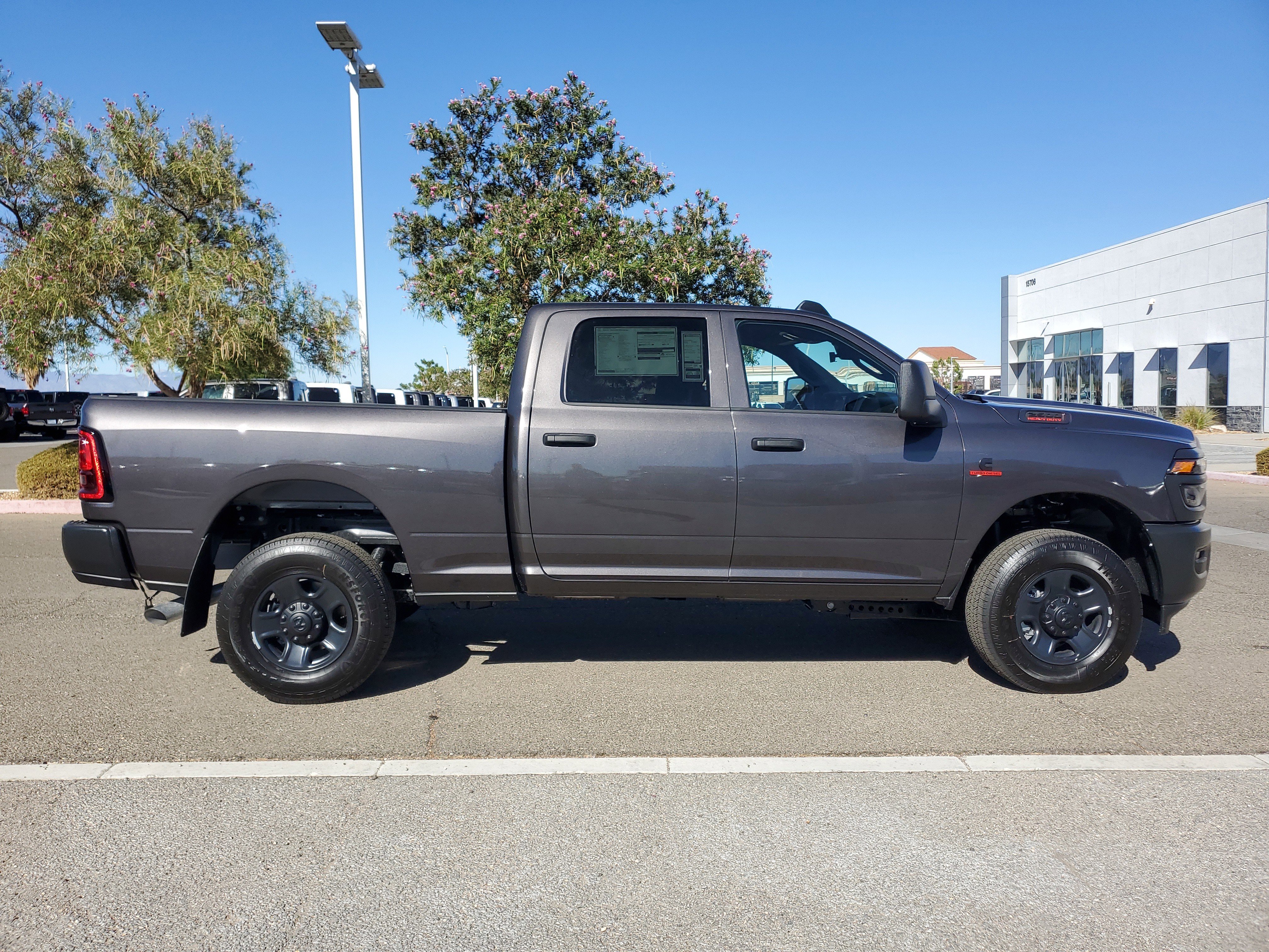 2026 RAM 2500 Tradesman - Photo 2