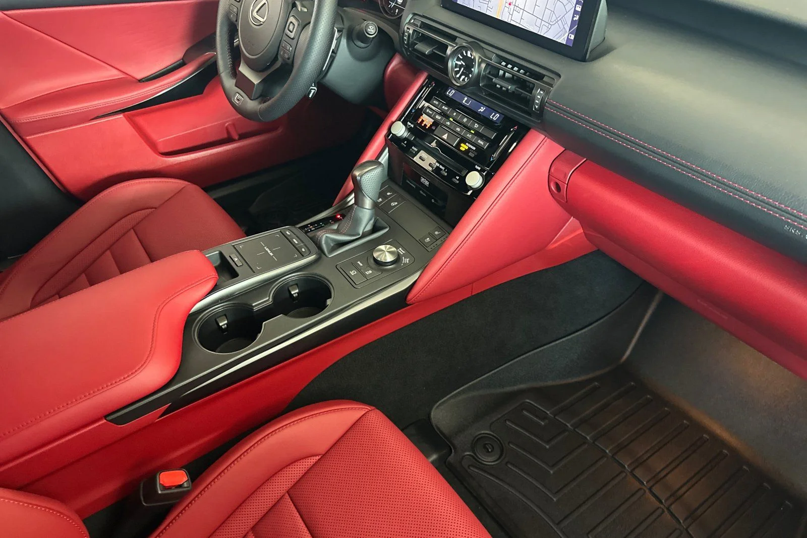 Certified Used 2025 Ultra White Lexus 500 F SPORT Performance image 12