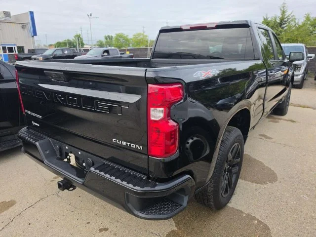 Used 2024 Black Chevrolet Custom image 3