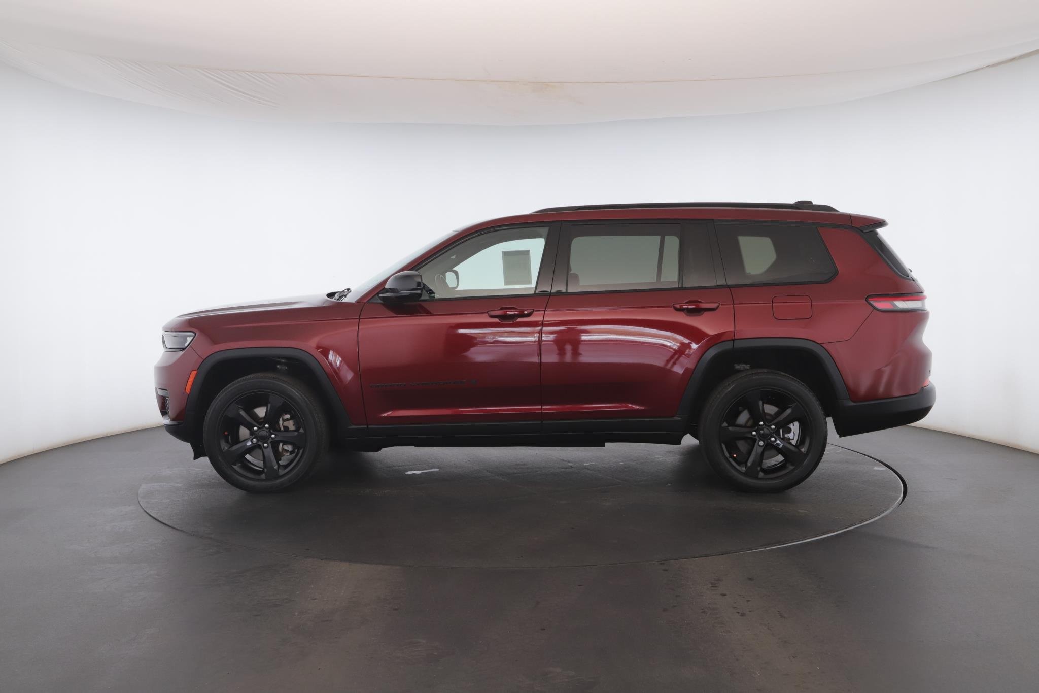 Used 2023 Velvet Red Pearlcoat Jeep Altitude 4x4 image 22