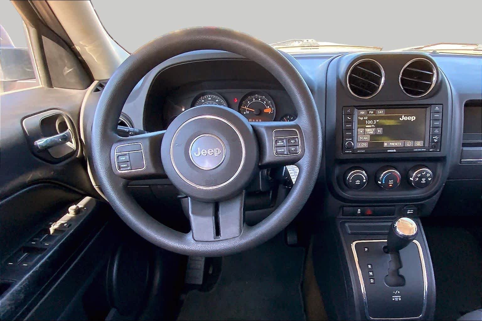 Used 2016 Bright White Clearcoat Jeep Sport image 6