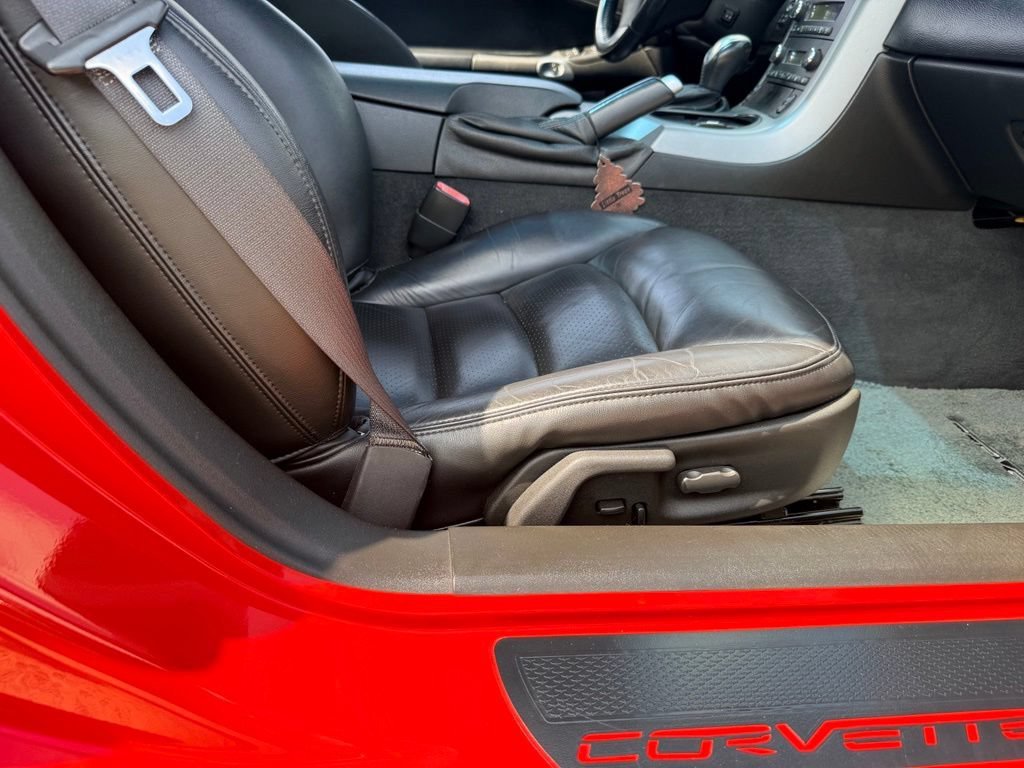 Used 2006 Victory Red Chevrolet 2DR CPE image 19