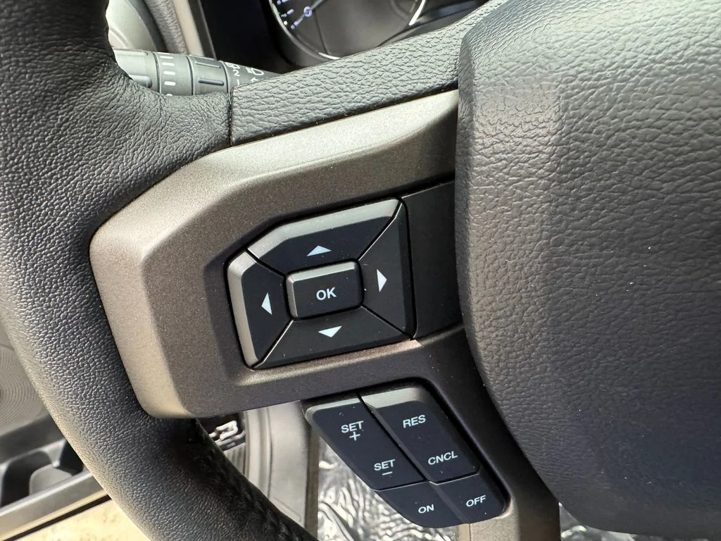 Certified Used 2020 Black Ford XLT image 15