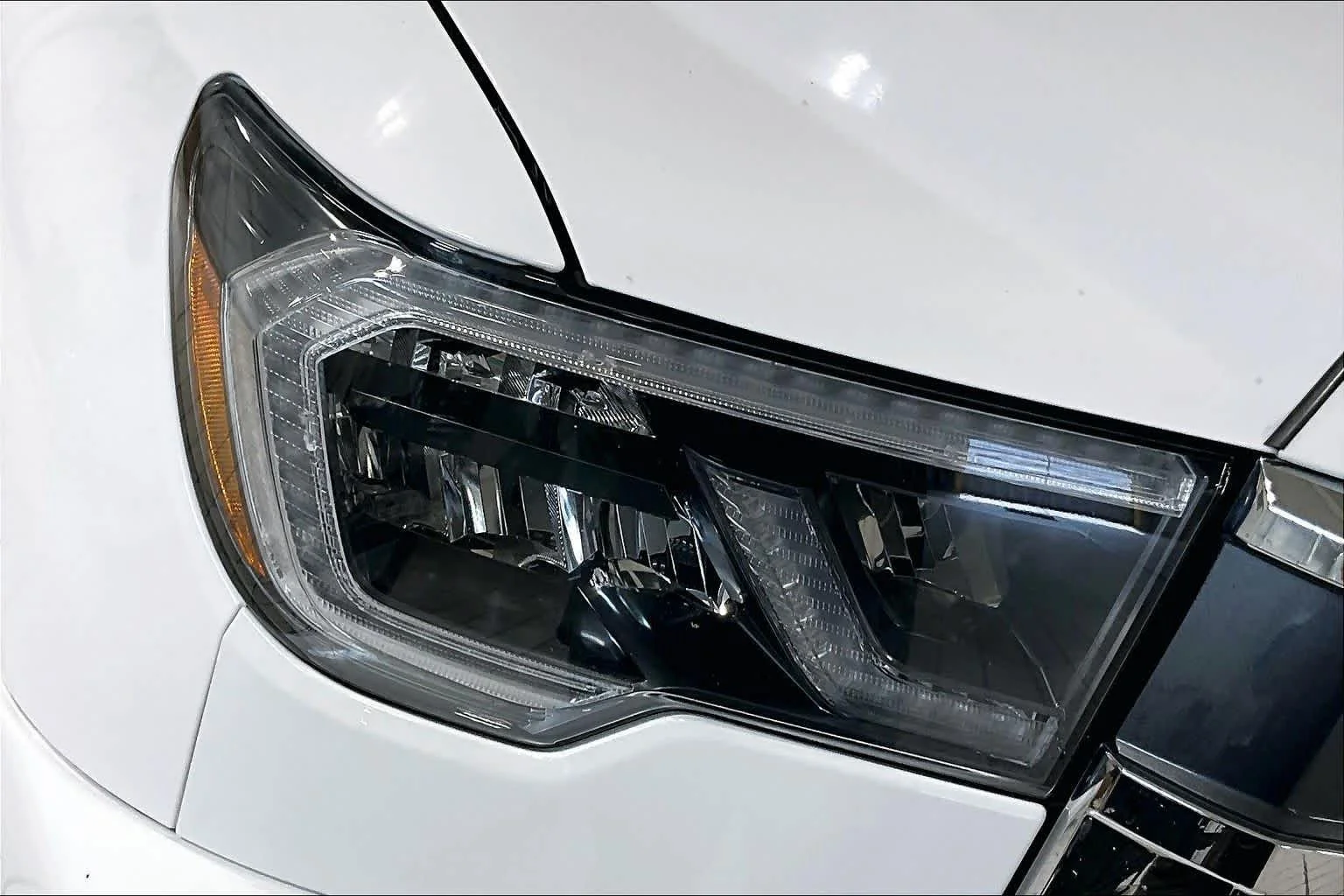 Used 2020 Super White Toyota Limited image 26