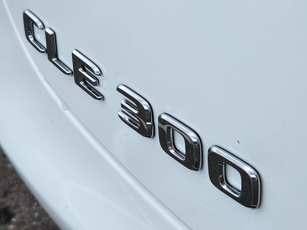 New 2026 Polar White Mercedes-Benz CLE 300 4MATIC® image 10