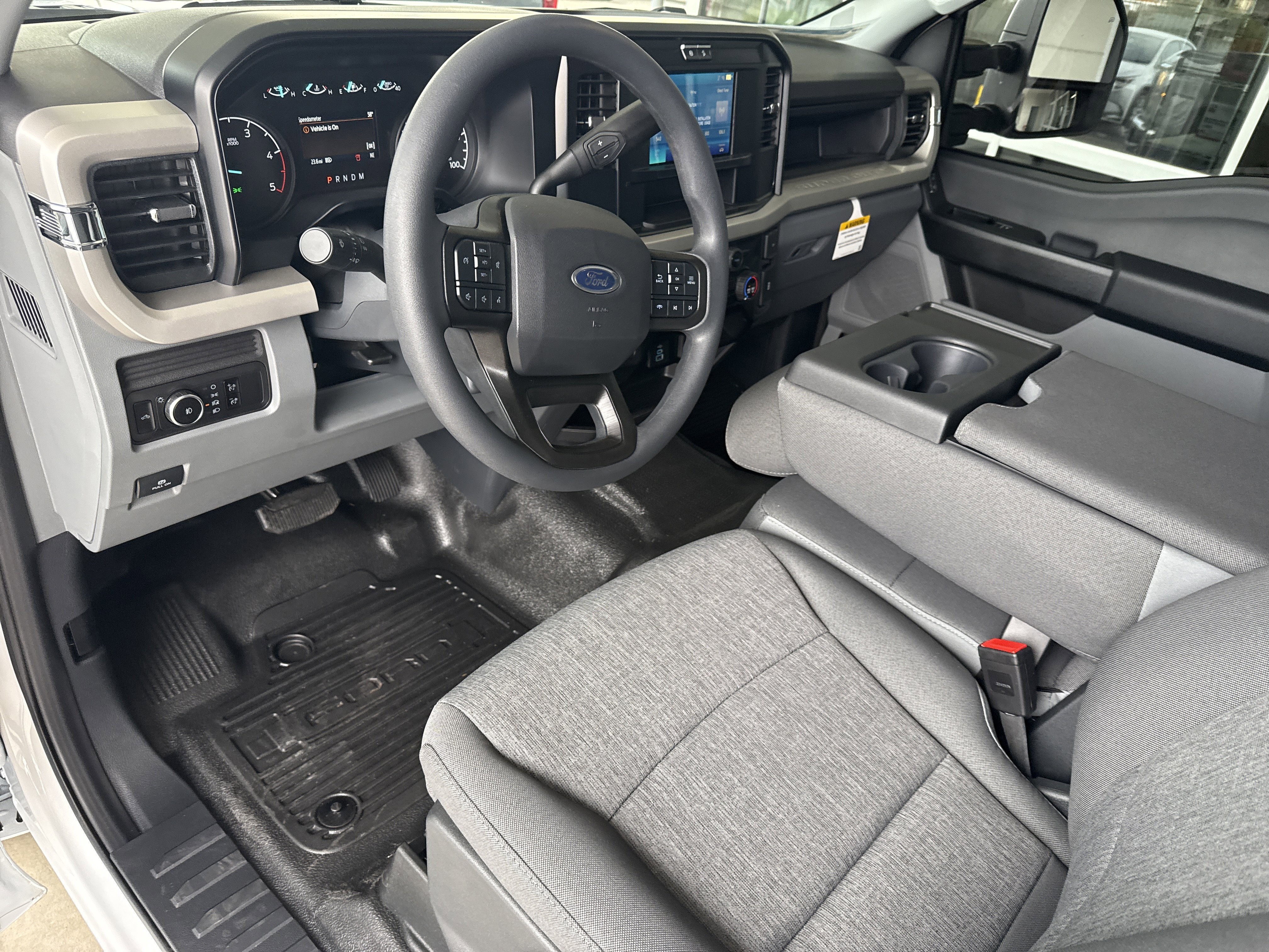 2026 Ford F-350 Super Duty XL - Photo 17