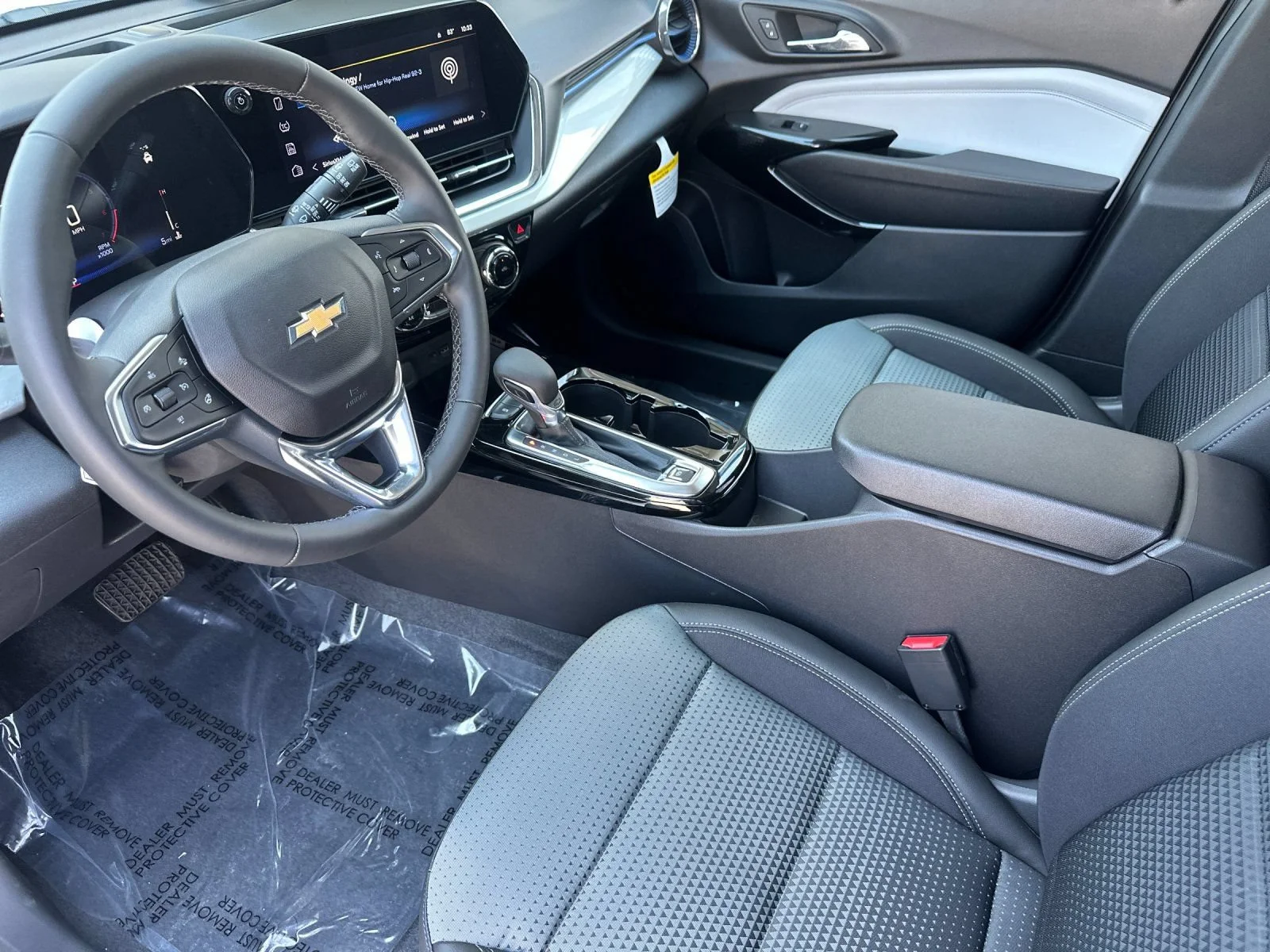 2026 Chevrolet Trax LT - Photo 10