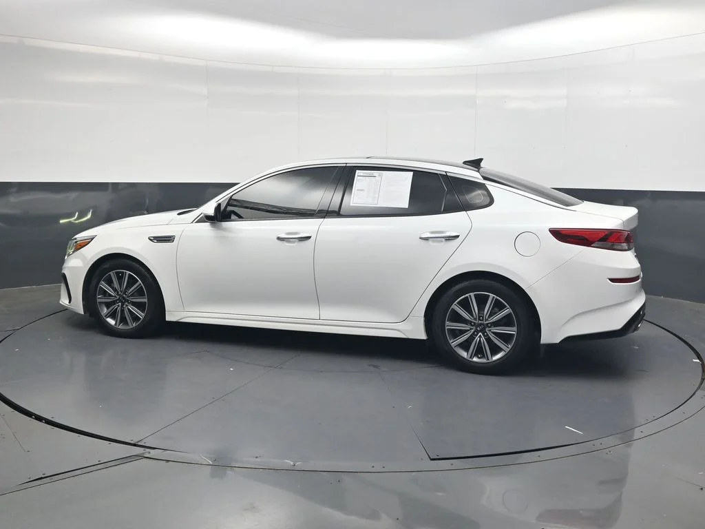 Used 2019 White Kia EX image 11
