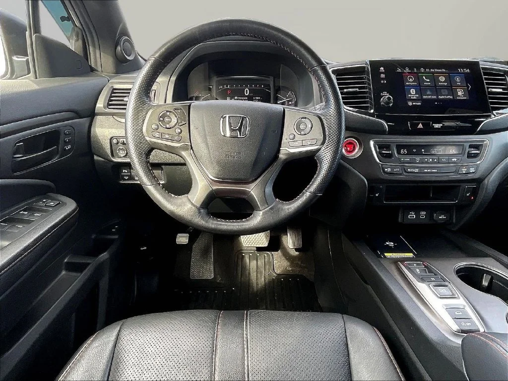 Used 2024 Lunar Silver Metallic Honda TrailSport image 10