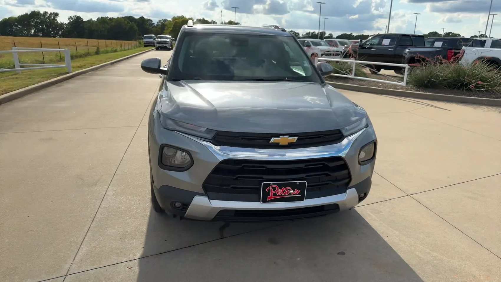 Used 2023 Sterling Gray Metallic Chevrolet LT image 4