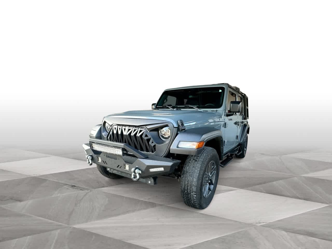 Used 2024 Anvil Clear Coat Jeep Sport S image 4