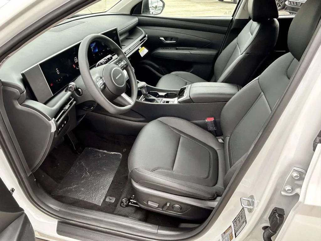 New 2026 White Hyundai SEL Plus image 13