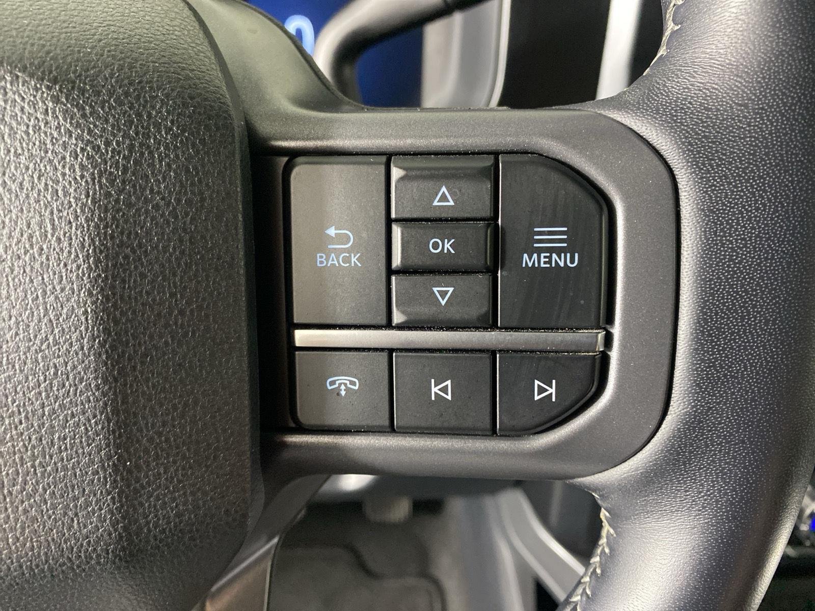 Used 2024 Iconic Silver Ford LARIAT image 18