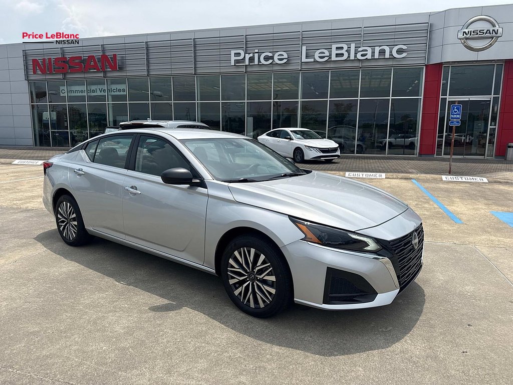 2025 Nissan Altima 2.5 SV