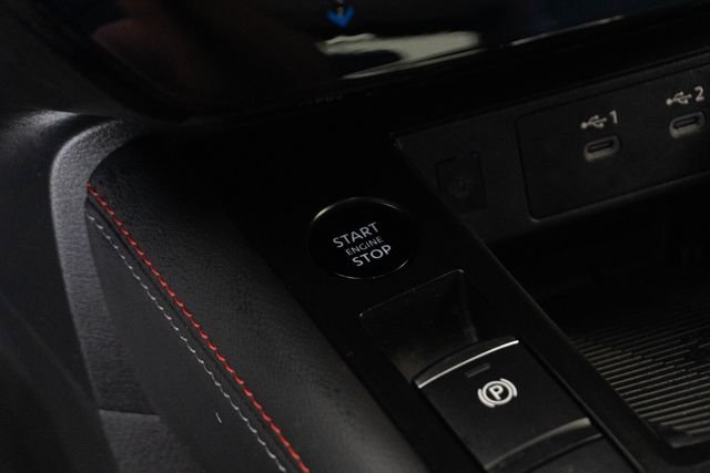 Used 2025 Gray Nissan SR image 14