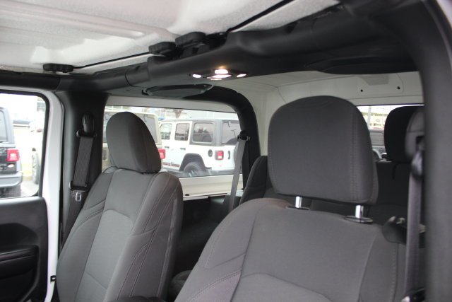 Used 2020 White Jeep Sport S image 20